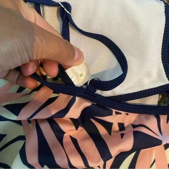 Bikini set - Picture 3 of 3